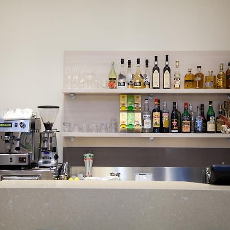 Hotel Ristorante Cesare Савиняно сул Рубиконе Екстериор снимка
